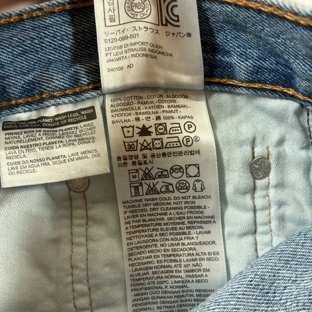 NEW Levi's 550 Relaxed Fit Jeans 40x30 Medium Wash Tapered Denim USA Cowboy